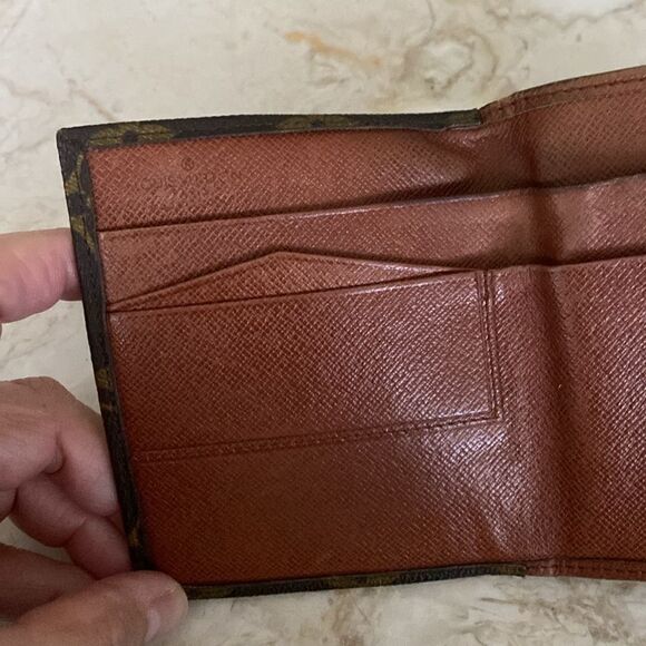 Authentic Vintage Louis Vuitton Monogram Portefeiulle Elise Trifold Wallet - Picture 6 of 16